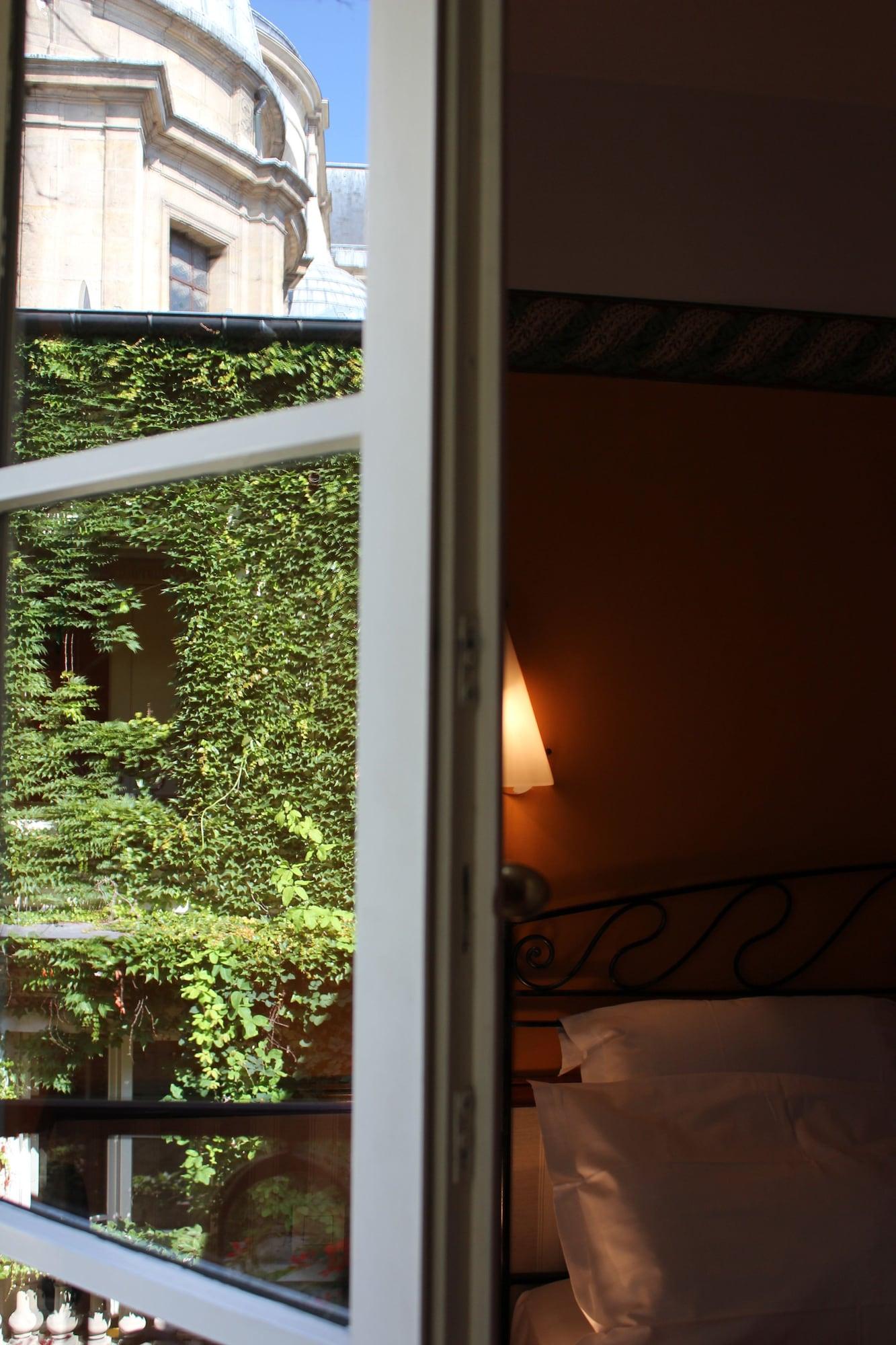 Le Relais Saint Sulpice Hotel Paris Exterior photo