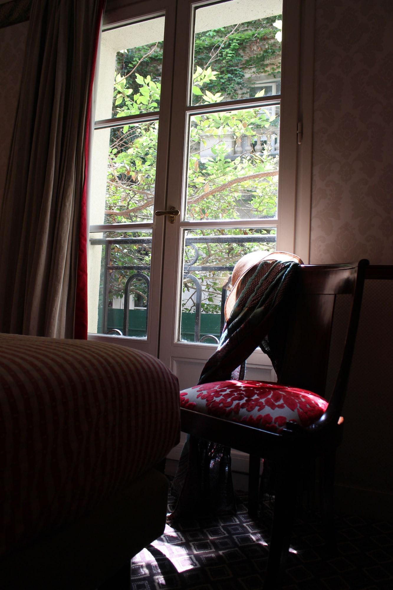 Le Relais Saint Sulpice Hotel Paris Exterior photo