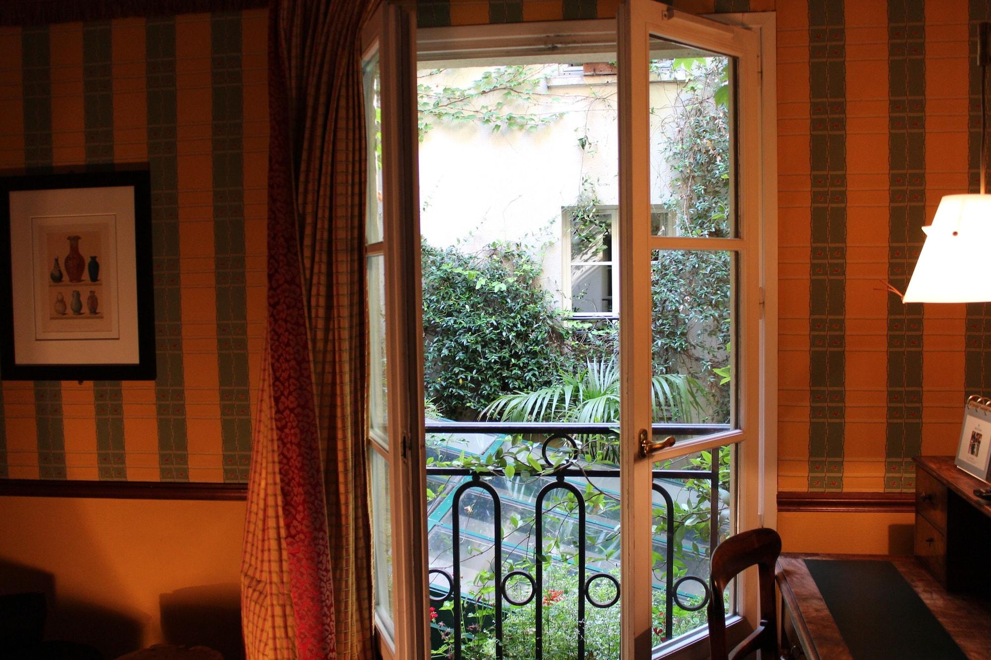 Le Relais Saint Sulpice Hotel Paris Exterior photo