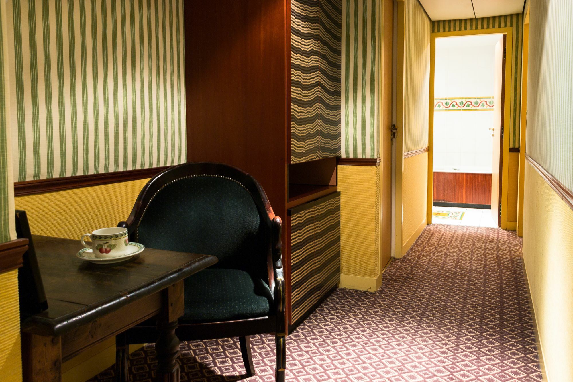 Le Relais Saint Sulpice Hotel Paris Exterior photo