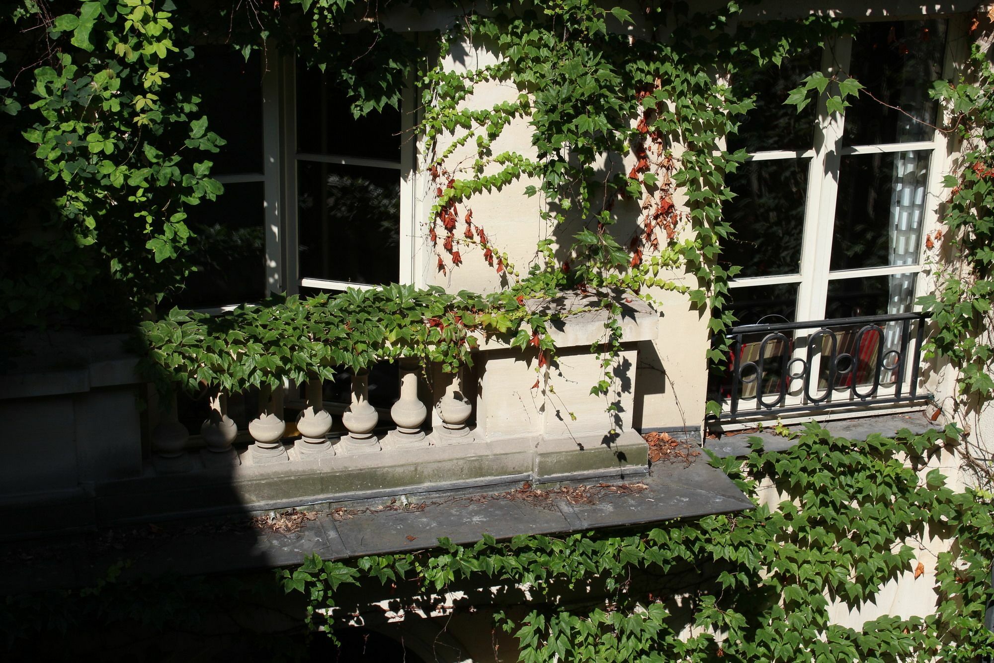 Le Relais Saint Sulpice Hotel Paris Exterior photo